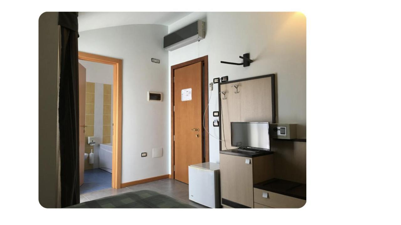 Hotel Le Morge Torino di Sangro Buitenkant foto