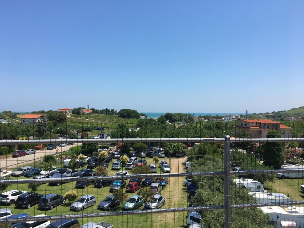 Hotel Le Morge Torino di Sangro Buitenkant foto