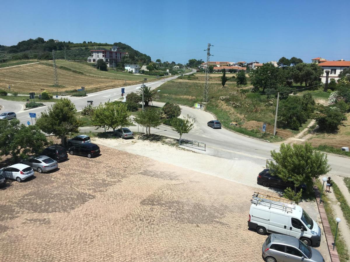 Hotel Le Morge Torino di Sangro Buitenkant foto